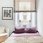 Apartment Charming Near Borghese
