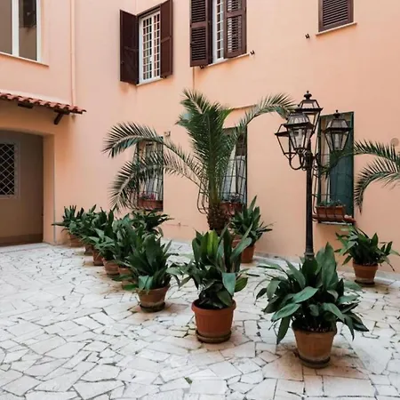Charming Near Borghese Apartment Rome