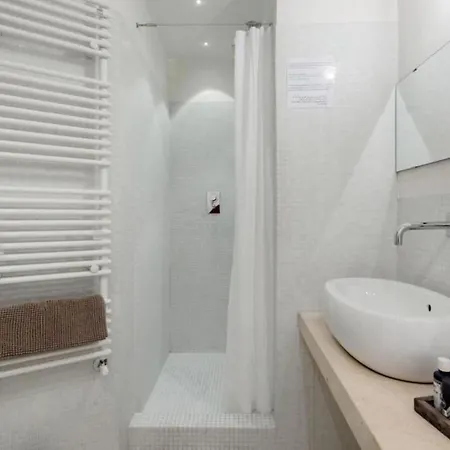 Charming Near Borghese Appartement Rome